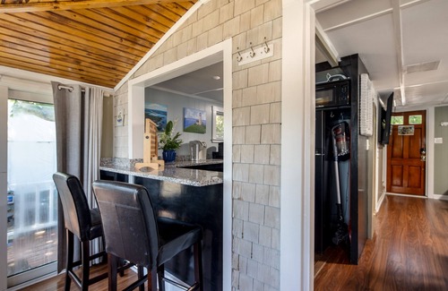 Onset House | The Onset Beach Compound-Cape Cod Beach Resort & Oceanic Habitat