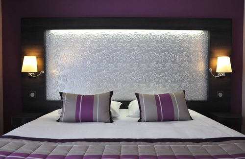 Saint-Brice-en-Cogles Hotel | The Originals Boutique, Hôtel Le Lion d'Or