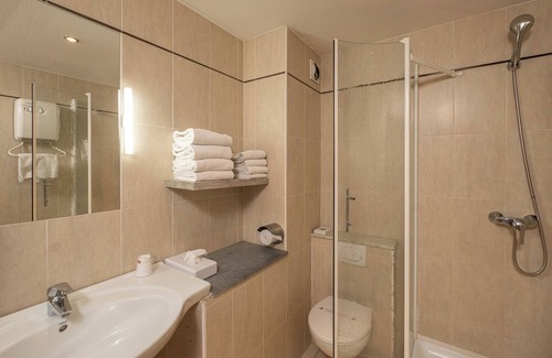Balaruc-le-Vieux Hotel | The Originals City Hotel Hippocampe Sète Balaruc