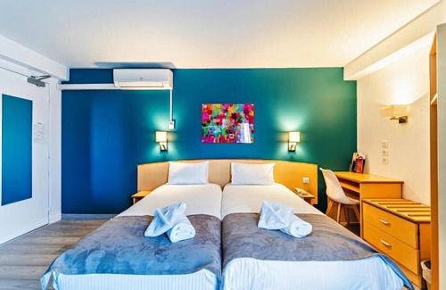 Decines-Charpieu Hotel | The Originals City, Hôtel Éclipse