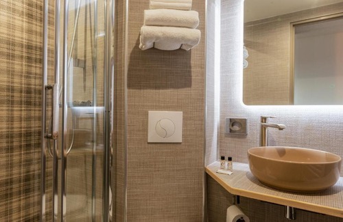 Saran Hotel | The Originals City, Hôtel Orléans Nord
