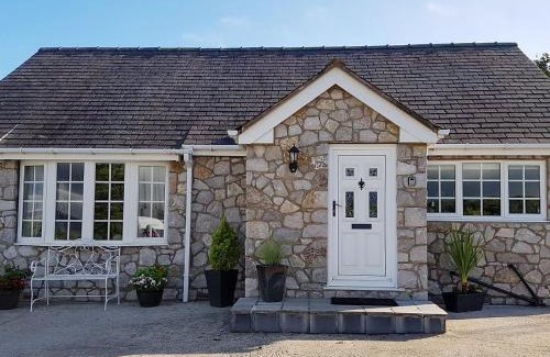 Saint Asaph House | The Paddock