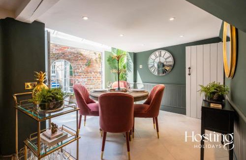 Marlow House | The Palm Cottage Marlow