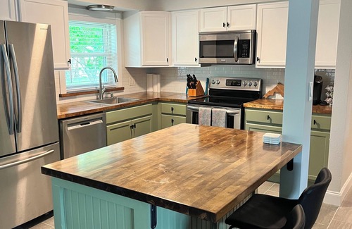 Yankeetown Cottage | The Palm Cottagenn