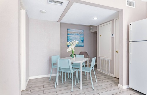 MacGregor Apartment | The Palm Flats 09! Zoo! Museums! Medical Center!
