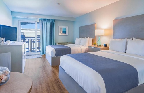 Isle of Palms Hotel | The Palms Oceanfront Hotel