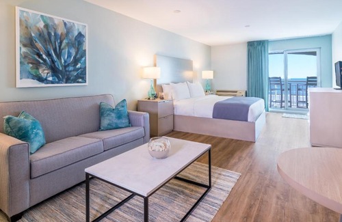 Isle of Palms Hotel | The Palms Oceanfront Hotel