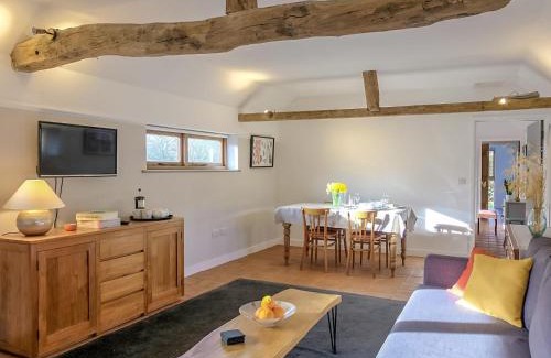 Cowbeech House | The Parlour