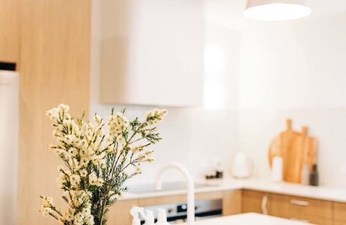 Weymouth House | The peace and tranquility of a small coastal town in amongst a touch of luxury.