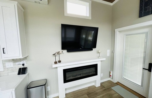 Mouth of Wilson House | The Peace Haven Park Model