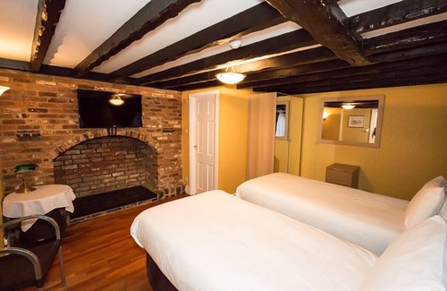 Kenilworth Hotel | The Peacock Hotel