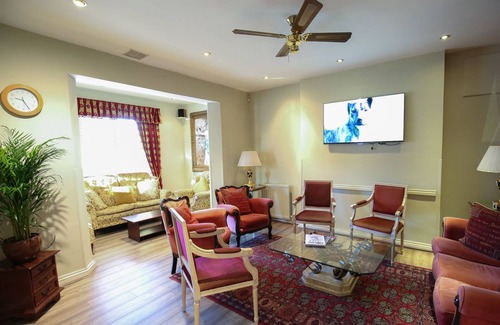 Kenilworth Hotel | The Peacock Hotel