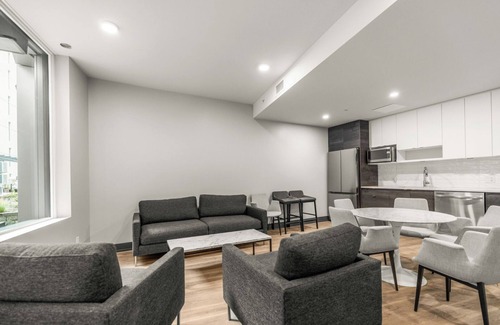 Inner Harbour Condo | The Pearl - Downtown Victoria