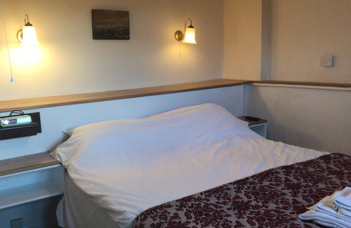 Shepton Mallet Hotel | The Pecking Mill Inn