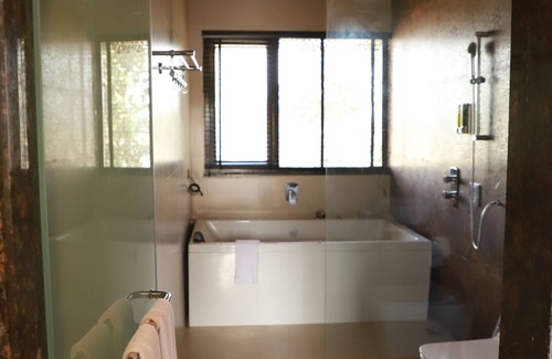 Turiya Hotel | The Pench International