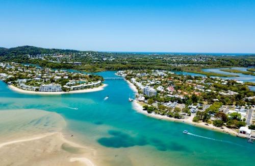 Noosaville Apartment | The Penthouse at Clearwater Noosa - Walk to Noosa Beach or Noosa River