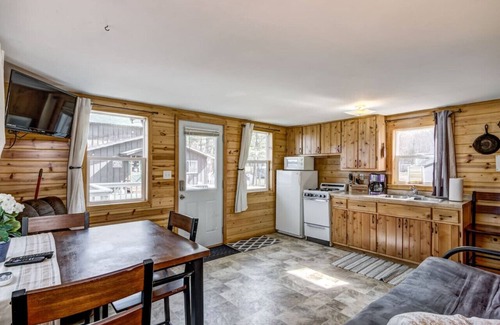 Brill Cabin | The Perch at Lincolnwood Resort