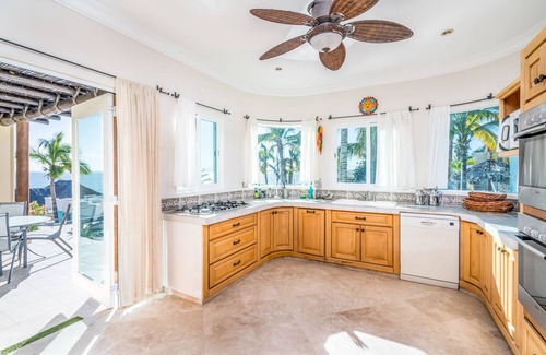 La Ventana House | The Perfect Beachfront Kiteboarding and Windsurfing Property in La Ventana.