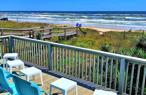 Surfside Beach House | The perfect gateaway for your family in the Surfside Beach!