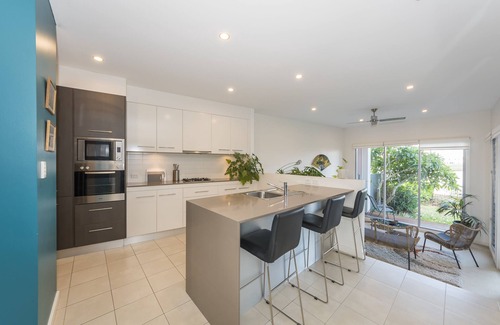 Harrington House | The perfect home and location for Fun in the Sun at Harrington