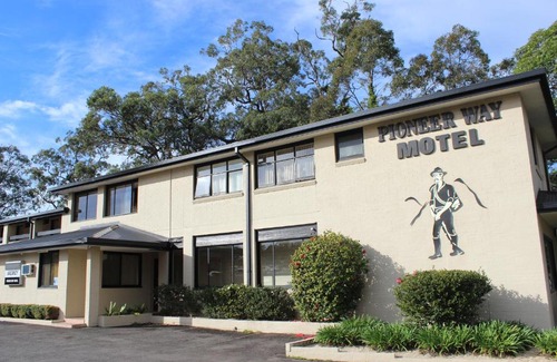 Faulconbridge Hotel | The Pioneer Way Motel
