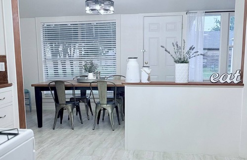 Electra House | The Pit Stop