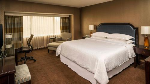 Uptown District Hotel | The Plaza Hotel Columbus at Capitol Square