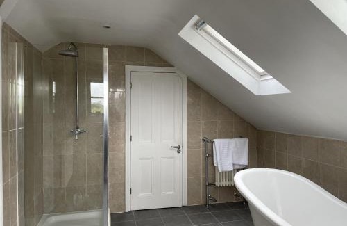 Cold Aston Bed & Breakfast | The Plough B&B