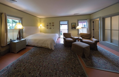 North Adams Hotel | The Porches Inn at Mass MoCA