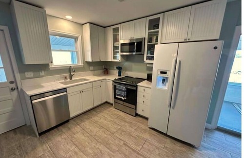 Heathsville House | The Private Beach Multi Family Oasis