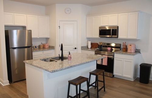 Alcoa Condo | The Purrfect Stay