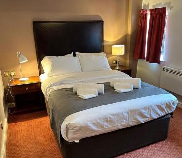 Milton Ernest Hotel | The Queens Head Inn