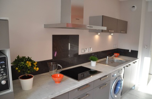 Annecy Apartment | The quiet city "In The City": Annecy center fully renovated apartment