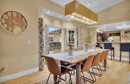 El Cajon House | The Ranch House at Rockin’ View Ranch-Luxury Hideaway with Pool, Spa & Animals!