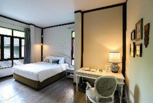 Bang Khun Phrom Hotel | The Raweekanlaya Bangkok