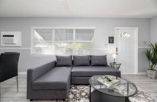 Lake Ridge Apartment | The Residences at Lake Ridge Apt 3