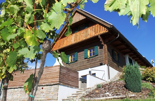 Sankt Johann im Saggautal House | The rest in a cottage with wellness oasis in the vineyards enjoy .