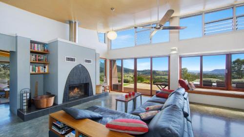 Barrington House | The Retreat - Barrington