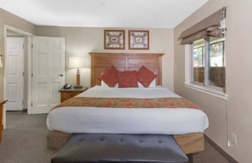 Tahoe Village Hotel | The Ridge at Lake Tahoe