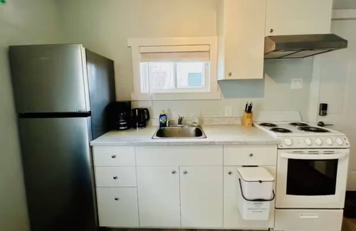 Saint John Apartment | The Right Place - Cute & Cozy 1-Bedroom Apartment