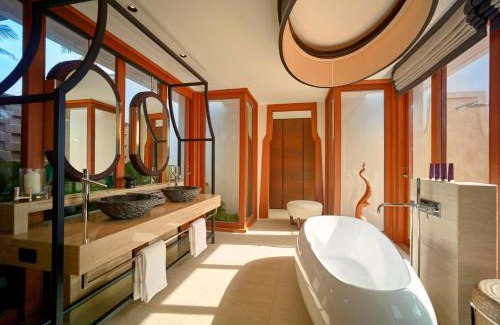 Moo 5 Hotel | The Ritz-Carlton, Koh Samui