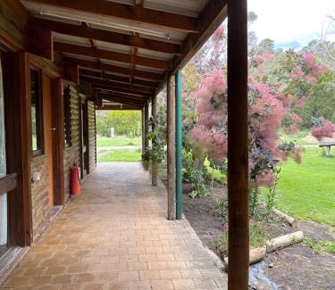 Buchan Hotel | The River Retreat Buchan