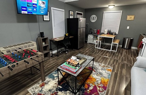Guttenberg House | The Riverside Retreat! cozy, newly remodeled home