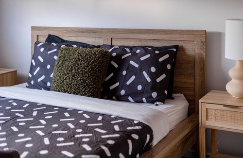 Armstrong Creek Apartment | The Robinson Spacious and Modern Family Home
