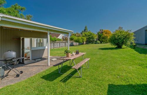 Hahei House | The Rookery - Hahei Holiday Home