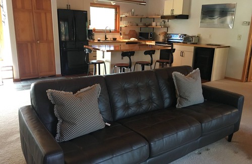 Chestertown House | The Roost, a lakefront 4 season home in the Adirondack Mountains