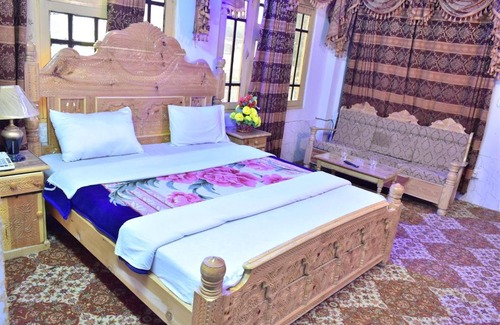Mingora Hotel | The Rose Palace Swat