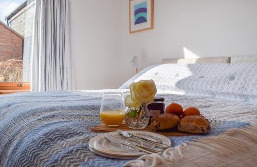 Leuchars House | The Roundel