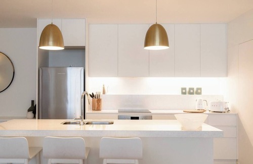 Hobart Central Business District Apartment | The Rox Luxe Hobart City Apartment