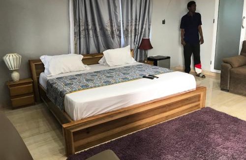 Volta Region Hotel | The Royal Hawk Hotel